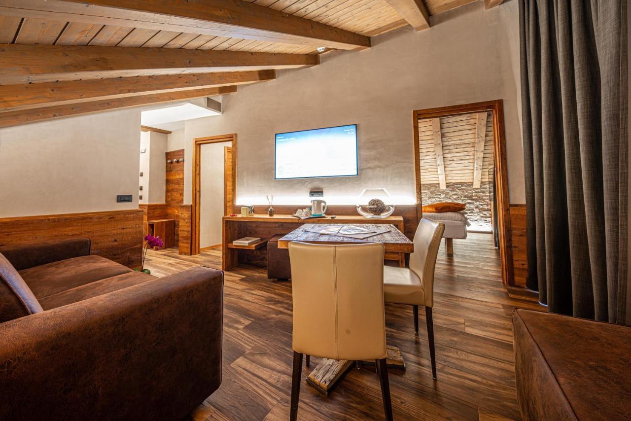 Bivio Hotel Plaza 리비뇨 외부 사진